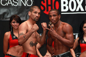 Erislandy Lara vs. Danny Perez Weigh-In