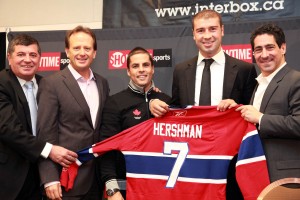 Bute signing 04