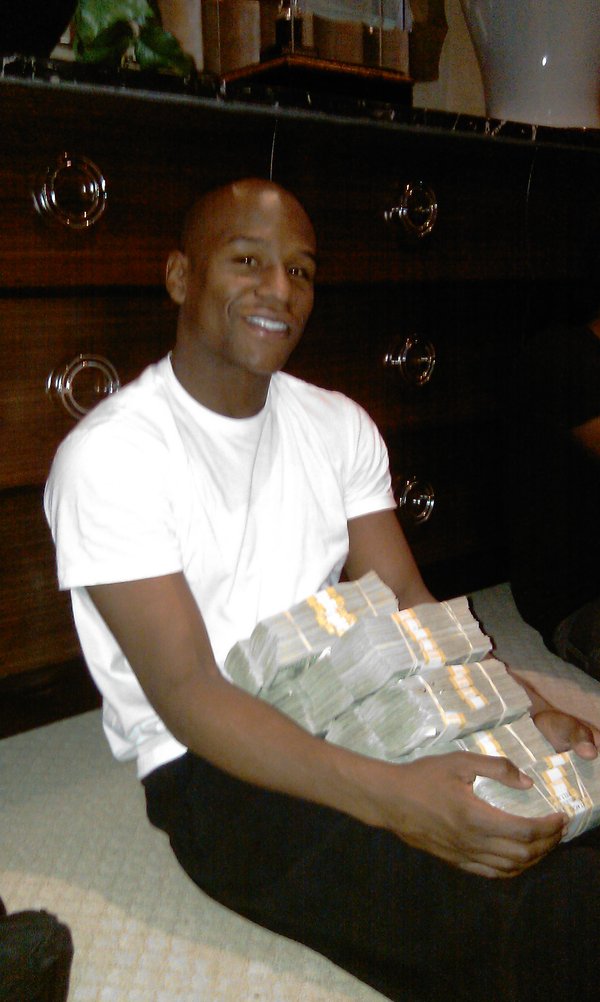 Photo gallery: The Flashy Lifestyle of Floyd Mayweather 