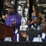 Mayweathers at post-fight press conference