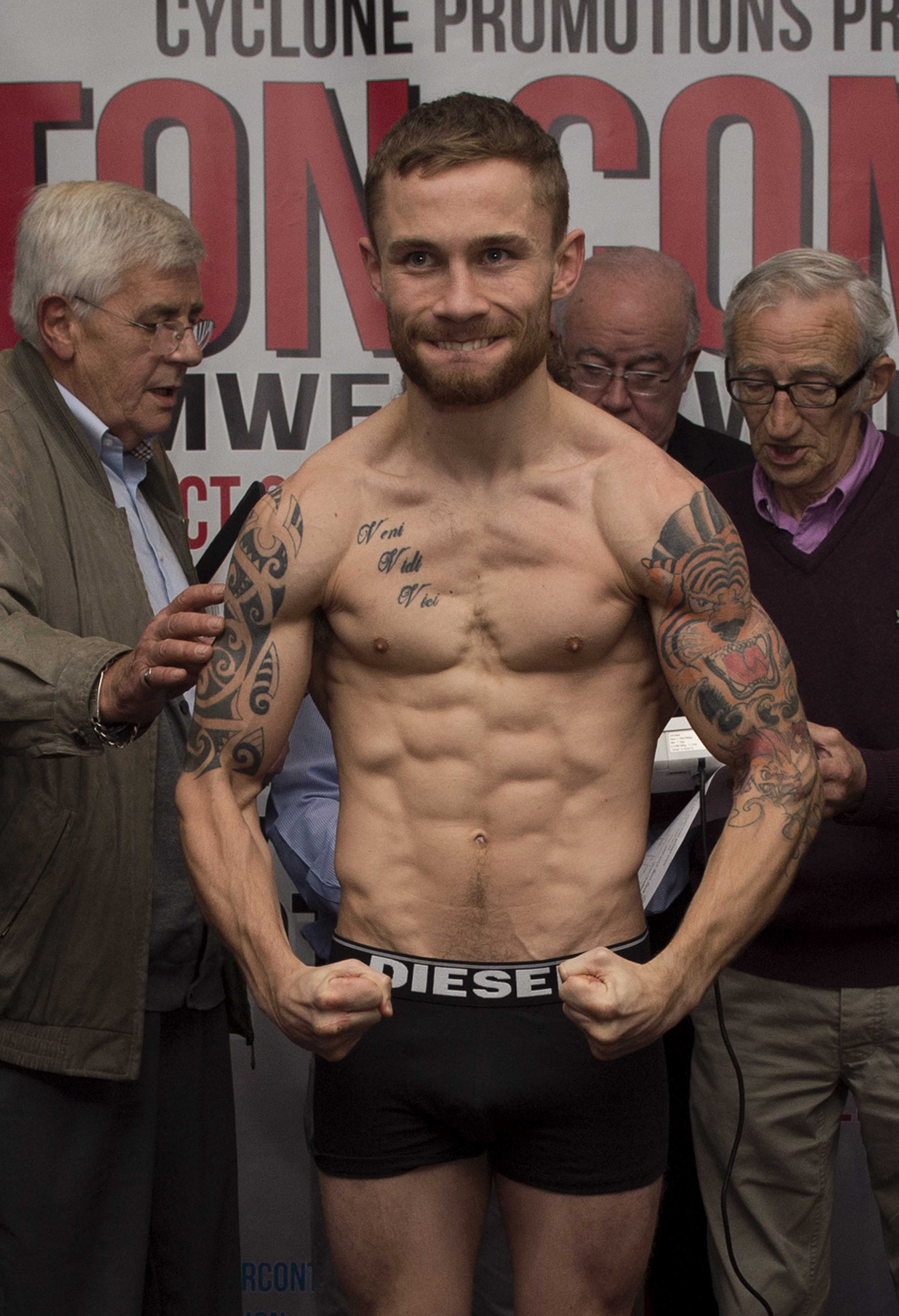 Frampton weigh-in - ProBoxing-Fans.com