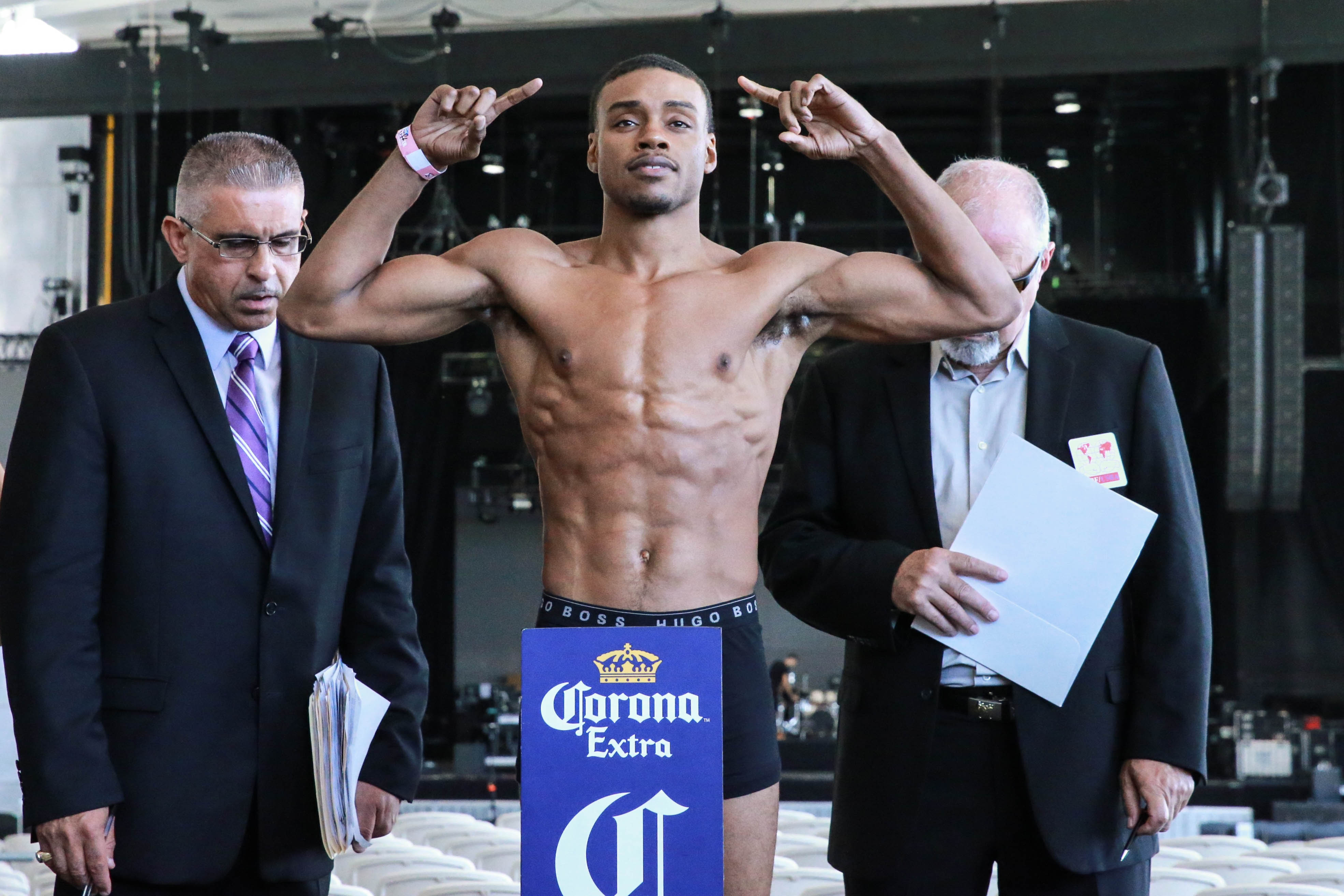 errol spence weigh-in - ProBoxing-Fans.com3940 x 2627