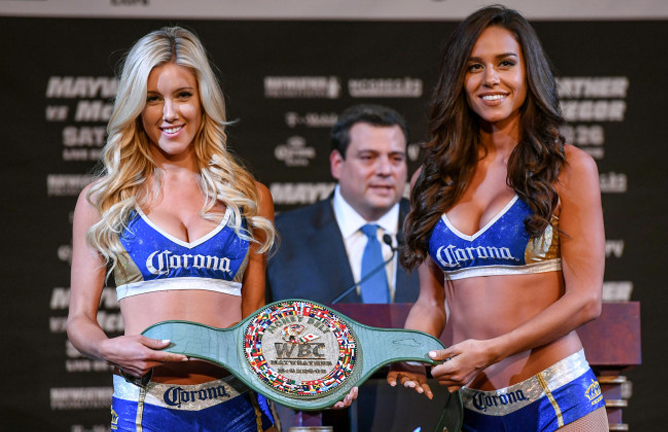 Corona-ring-girls-2017-new.jpg