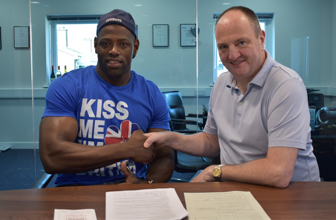 Shane Simon joins Heavyweight’s Dereck Chisora and Dave Abraham.