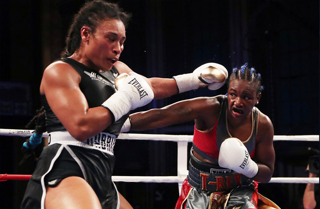 Claressa Shields gets knocked down, recovers to beat Hanna Gabriels