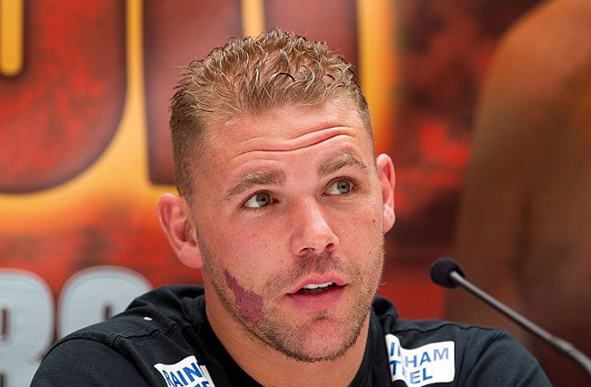 Saunders: Andrade is a bum. Photo Credit: Boxing Scene