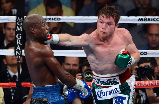 Alvarez has one recorded loss to Floyd Mayweather Jr. going back in 2014. Photo Credit: Bad Left Hook