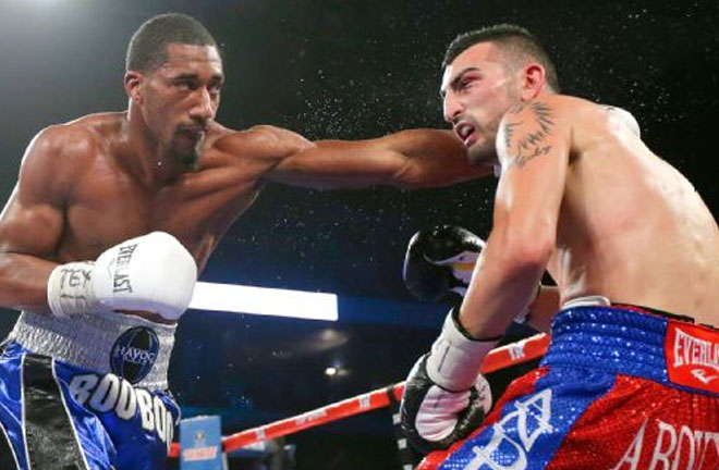 Former two-time junior middleweight champion Demetrius Andrade will take on Walter Kautondokwa this Saturday night. Photo Credit: noticierosgrem.com.mx