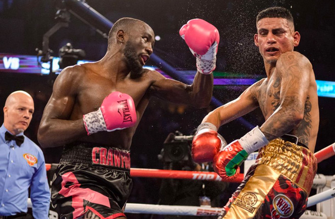 Terence Crawford moves to 34-0 with 25 knockouts after a 12th-round stoppage of José Benavidez 👊