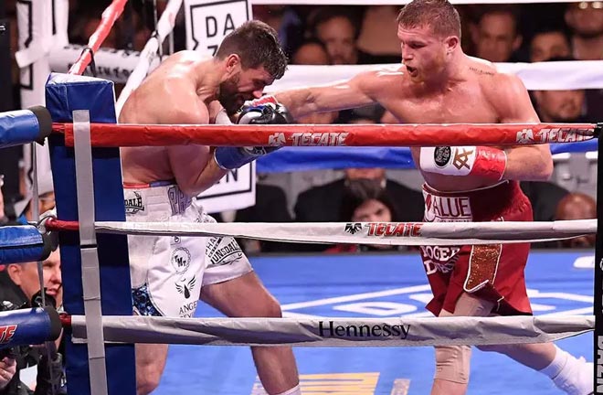 Canelo proved too much for Rocky Fielding Credit: Sports Illustrated