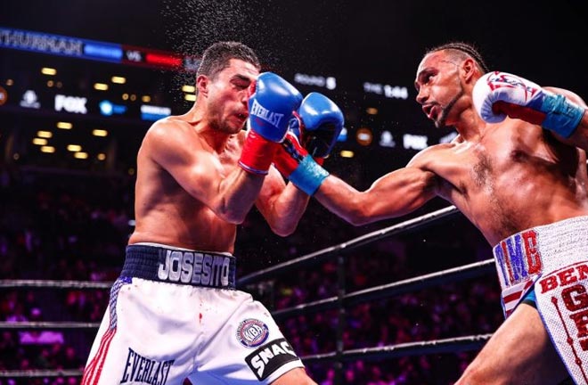 Keith Thurman outpoints Josesito Lopez. Photo Credit: Boxing News