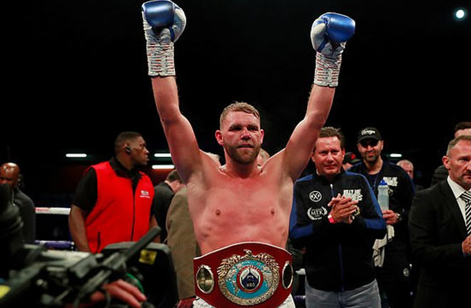 Saunders Crowned Two Weight World Champ in Stevenage. Credit: Daily Mail