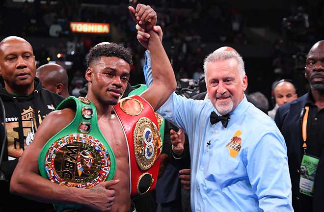 Spence Jr. Wins Split Decision Over Porter To Unify Welterweight Titles. Credit: MMA Mania