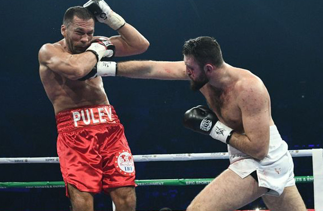 Hughie Fury taking on Kubrat Pulev. Photo credit: mirror.co.uk