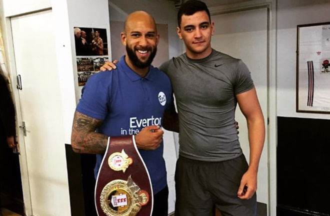 Evertonian, Quarless joined by former goalkeeper, Tim Howard. Photo credit: liverpoolecho.co.uk