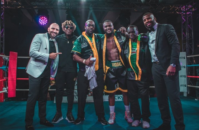 Viddal Riley in Dubai with his manager, trainer, Badou Jack and good friend, KSI. Photo Credit: Boxing Scene.