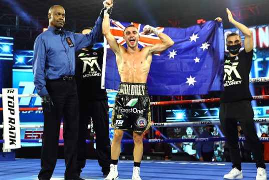 Jason was joined alongside brother Andrew Moloney who was beaten on Tuesday in the same venue Photo Credit: Mikey Williams/Top Rank