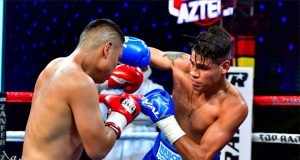 Navarette was in ruthless form as he powered past Lopez Photo Credit: Zanfer Promotions