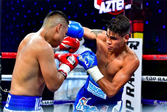 Navarette was in ruthless form as he powered past Lopez Photo Credit: Zanfer Promotions