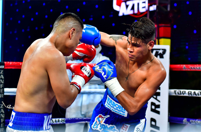 Navarette was in ruthless form as he powered past Lopez Photo Credit: Zanfer Promotions