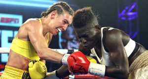 Mikaela Mayer edged closer to a World title shot after a UD win over Helen Joseph in Las Vegas Photo Credit: Mikey Williams/Top Rank