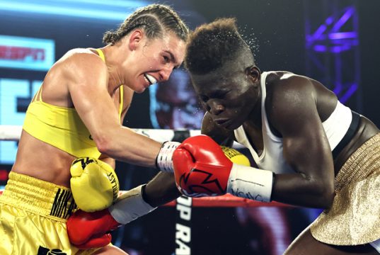 Mikaela Mayer edged closer to a World title shot after a UD win over Helen Joseph in Las Vegas Photo Credit: Mikey Williams/Top Rank