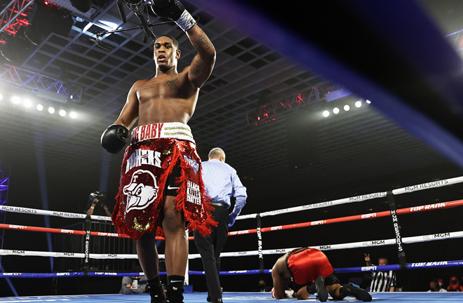 Exciting Heavyweight prospect Jared Anderson registered his fourth first round KO as he moved to 5-0 Photo Credit: Mikey Williams/Top Rank