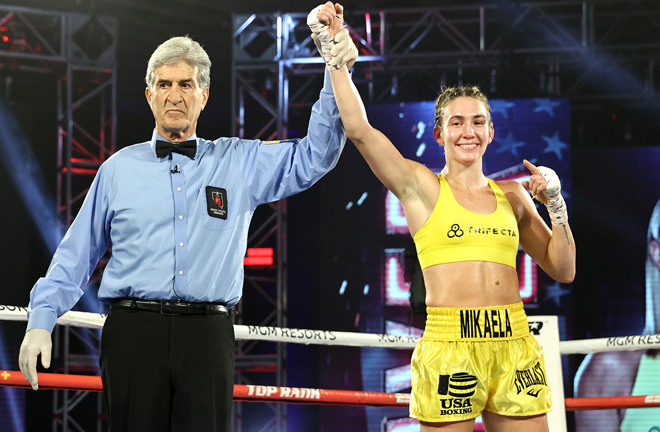 Mayer made history headlining the first female Top Rank bill Photo Credit: Mikey Williams/Top Rank