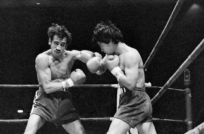 Richard Steele's first major fight was between Carlos Zarate and Alfonso Zamora in 1977 Photo Credit: Boxrec