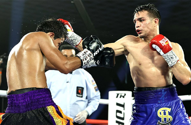 Zepeda defeated Castaneda to keep World title aspirations alive. Photo Credit: Mikey Williams / Top Rank