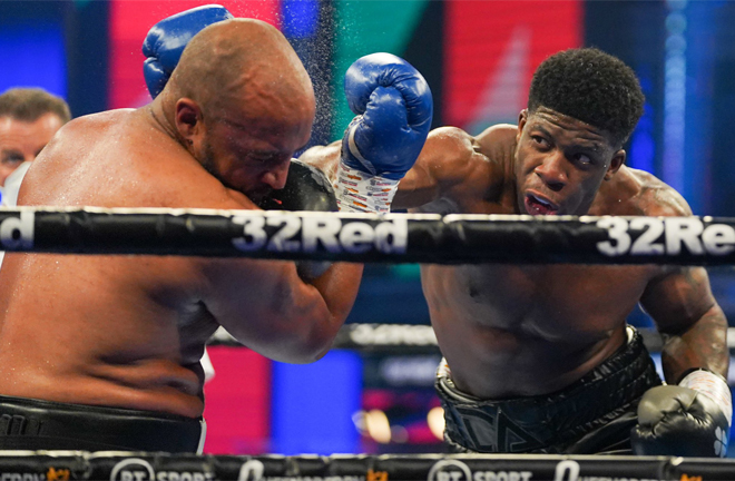 Heavyweight prospect David Adeleye stopped Phil Williams inside three rounds Photo Credit: Queensberry Promotions