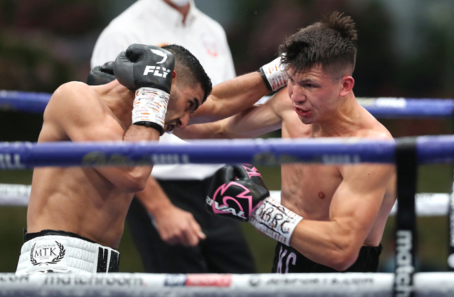 Kieron Conway moved himself into the British Super-Welterweight picture after after battling past Nav Mansouri Photo Credit: Mark Robinson/Matchroom Boxing