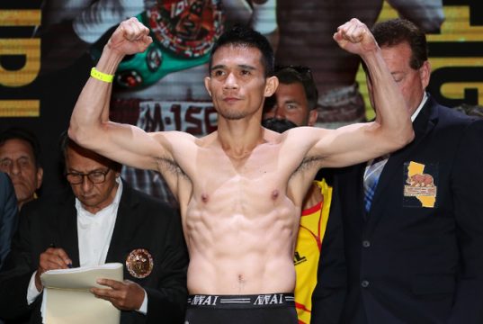 Srisaket Sor Rungvisai beat fellow former World champion Amnat Ruenroeng on points in Thailand Photo Credit: Boxing Scene