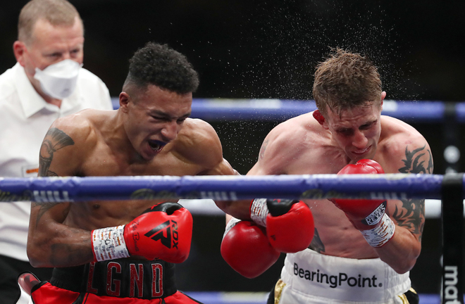 Zelfa Barrett dug deep before stopping Eric Donovan with a showreel eighth round knockout Photo Credit: Mark Robinson/Matchroom Boxing