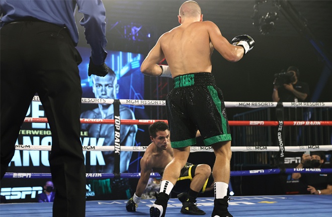 Baranchyk landing the first of his four knockdowns Photo Credit: Mikey Williams / Top Rank