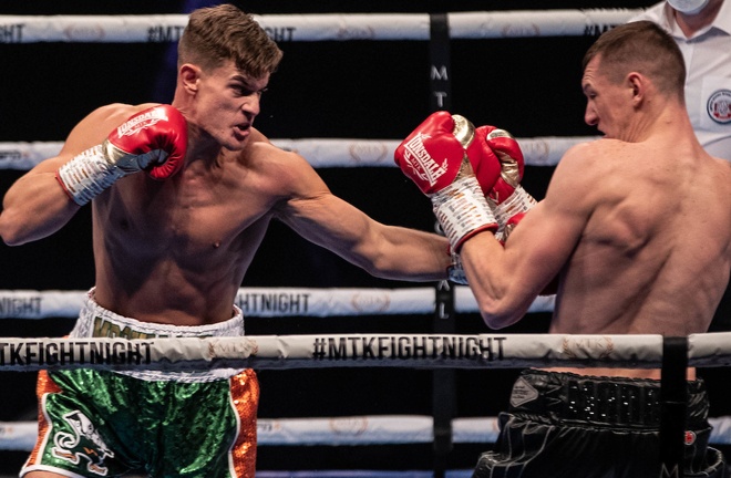 Paul McCullagh stopped Ben Thomas in three rounds on debut Photo Credit: Scott Rawsthorne / MTK Global