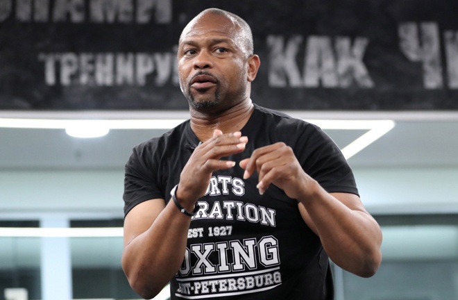 Former pound-for-pound great Roy Jones Jr returns to the ring to face Tyson in Los Angeles