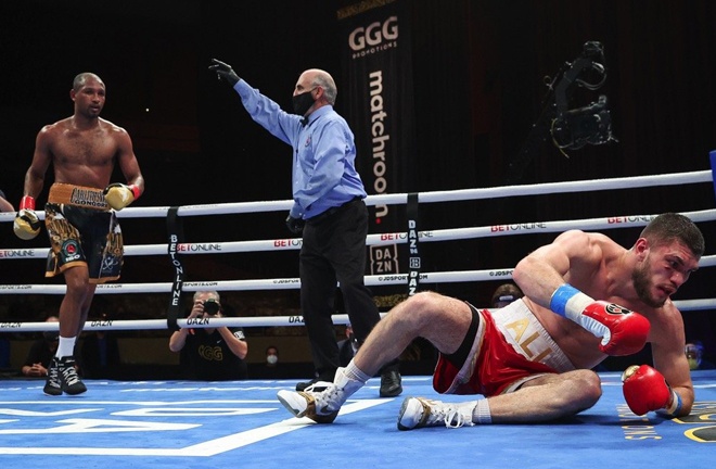 Carlos Gongora stopped Ali Akhmedov in the final round to collect the IBO title Photo Credit: Melina Pizano/Matchroom Boxing