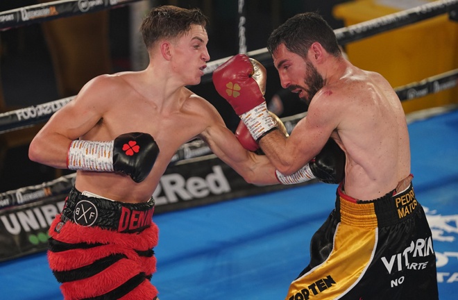 Dennis McCann secured a decision victory over Pedro Matos to remain unbeaten Photo Credit: Round 'N' Bout Media/Queensberry Promotions