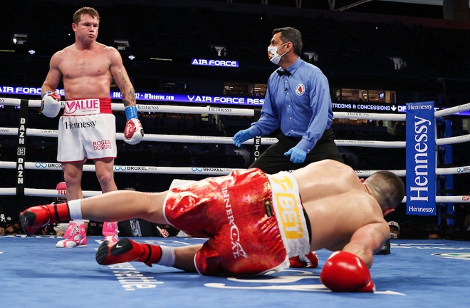 Alvarez dropped Yildirim heavily in the third round and he did not come out for the fourth round Photo Credit: Ed Mulholland/Matchroom Boxing