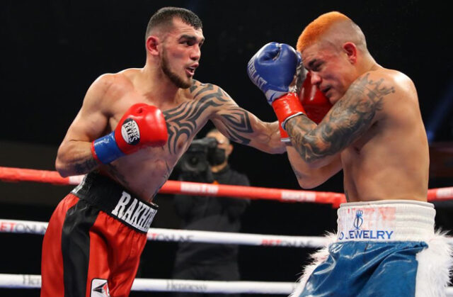 Jo Jo Diaz and Shavkat Rakhimov were held to a majority draw as the IBF Super Featherweight title remained vacant Photo Credit: Tom Hogan-HoganPhotos/Golden Boy Promotions