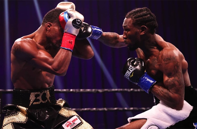 Robert Easter Jr secured a unanimous decision victory over Ryan Martin Photo Credit: Amanda Westcott/SHOWTIME