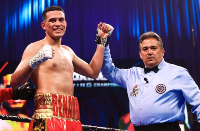 David Benavidez remained on course for another world title with victory over Ronald Ellis on Saturday Photo Credit: Amanda Westcott/SHOWTIME