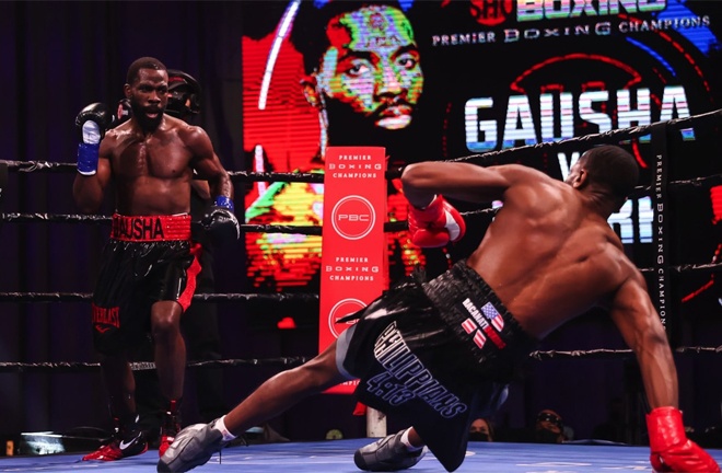 Former world title challenger Terrell Gausha stopped Jamontay Clark in two rounds Photo Credit: Amanda Westcott/SHOWTIME