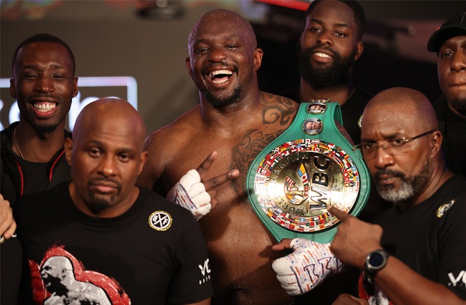 Whyte reclaimed the WBC Interim Heavyweight title Photo Credit: Mark Robinson/Matchroom Boxing