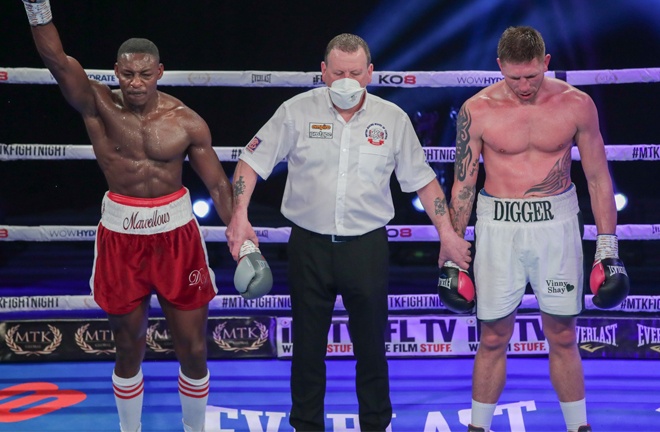 Azeez celebrates after a frantic battle with Summers Photo Credit: Scott Rawsthorne/MTK Global