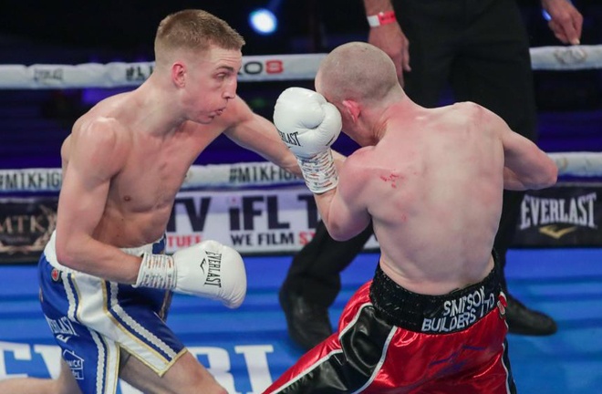 Jack Bateson overcame Joe Ham on points in their Super Bantamweight clash Photo Credit: Scott Rawsthorne/MTK Global