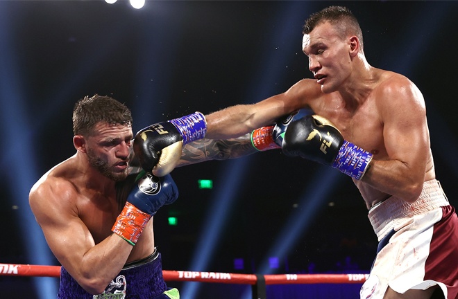 Vlasov remained competitive throughout against Smith Photo Credit: Mikey Williams/Top Rank via Getty Images