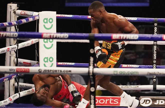 Buatsi knocked out Dos Santos with a huge right hand in the fourth round Photo Credit: Dave Thompson/Matchroom Boxing