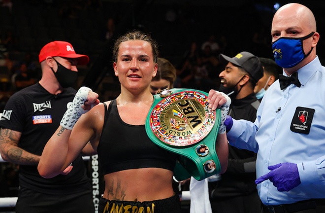 Chantelle Cameron retained her WBC Super Lightweight title with a fifth round stoppage of Melissa Hernandez Photo Credit: Ed Mulholland/Matchroom